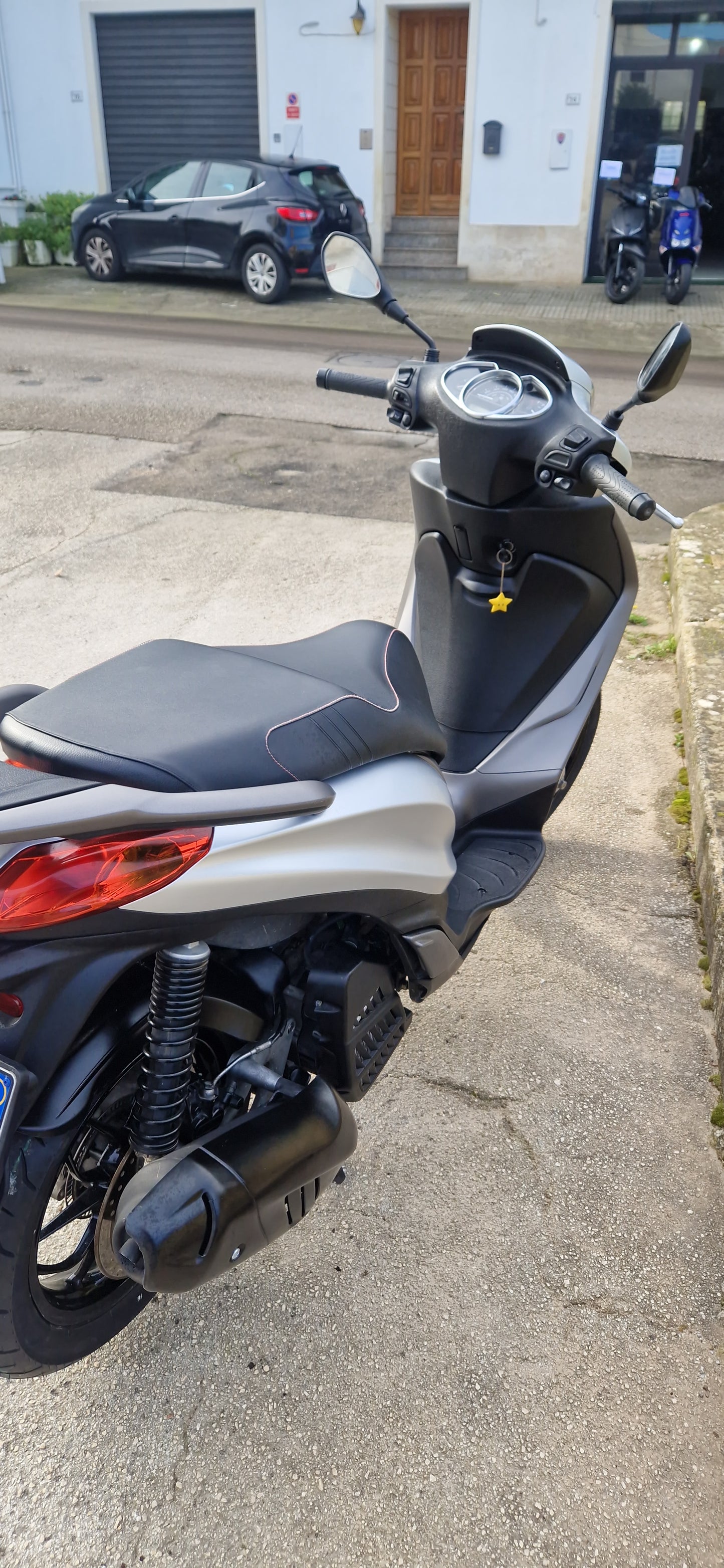 PIAGGIO MADLEY 125