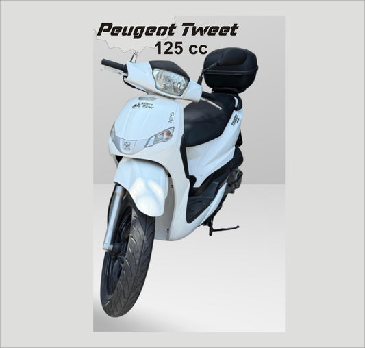 NOLEGGIO PEUGEOT TWEET  125 CC A PARTIRE DA € 25 AL GIORNO - CONTATTARE SU WhatsApp